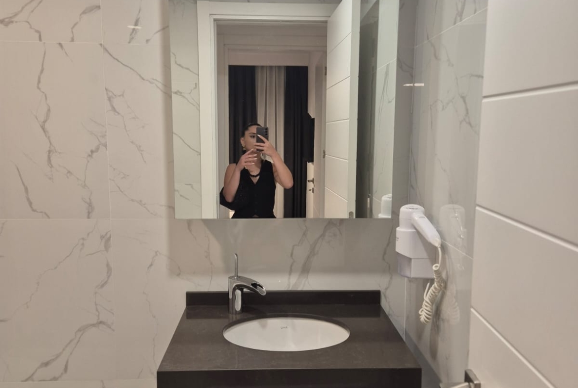 5f397d7d-83de-496c-a45e-0f346eb0b961