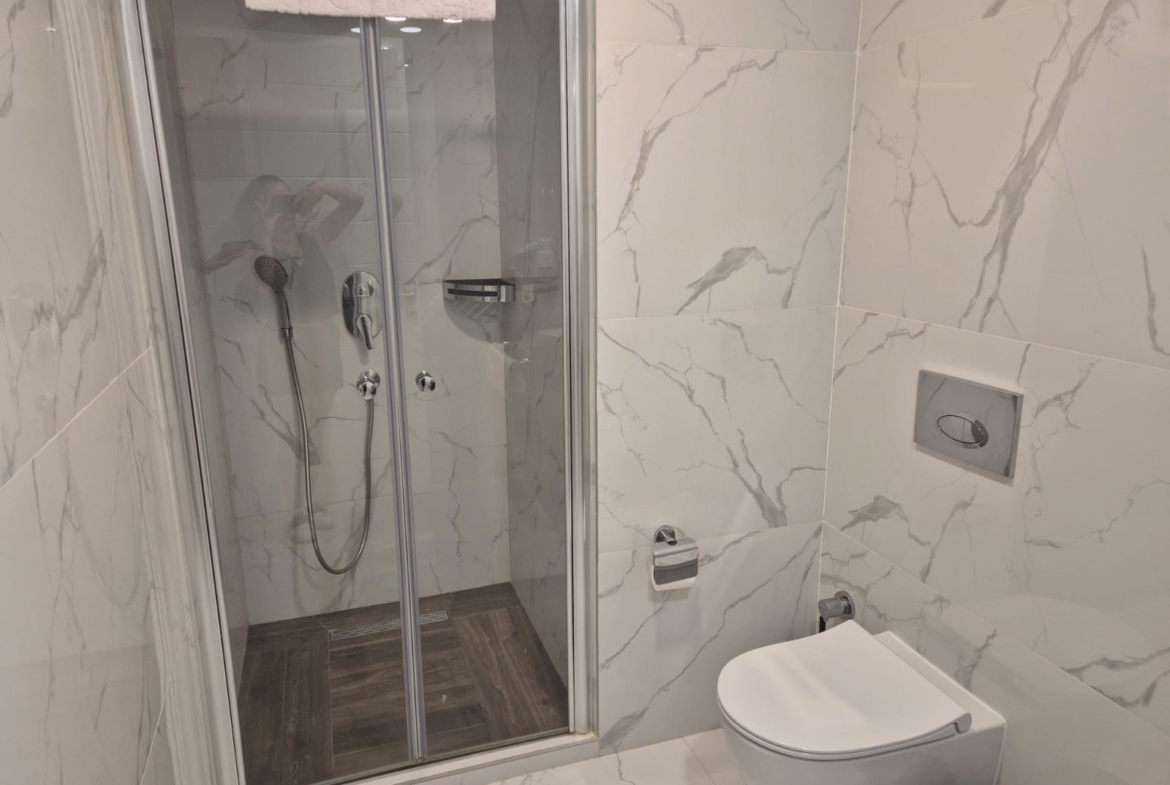 790a95a3-d322-4fe1-a873-d8ea8a43e304